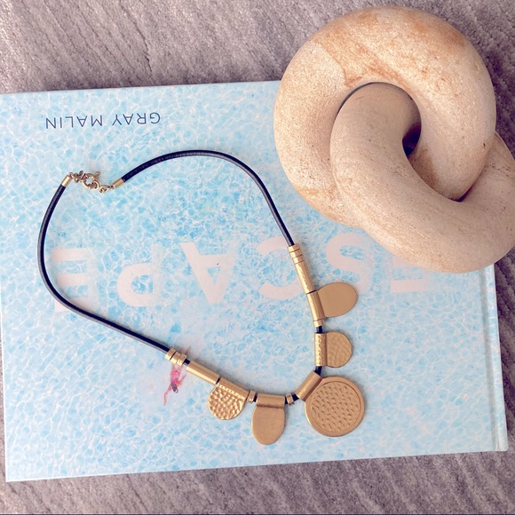 Madewell Jewelry - Madewell Gold Pendant Statement Necklace
